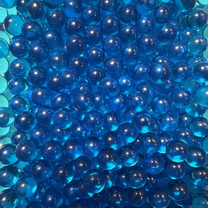 Aquamarijn 8mm: kleine knikkers van doorschijnend aquablauw glas